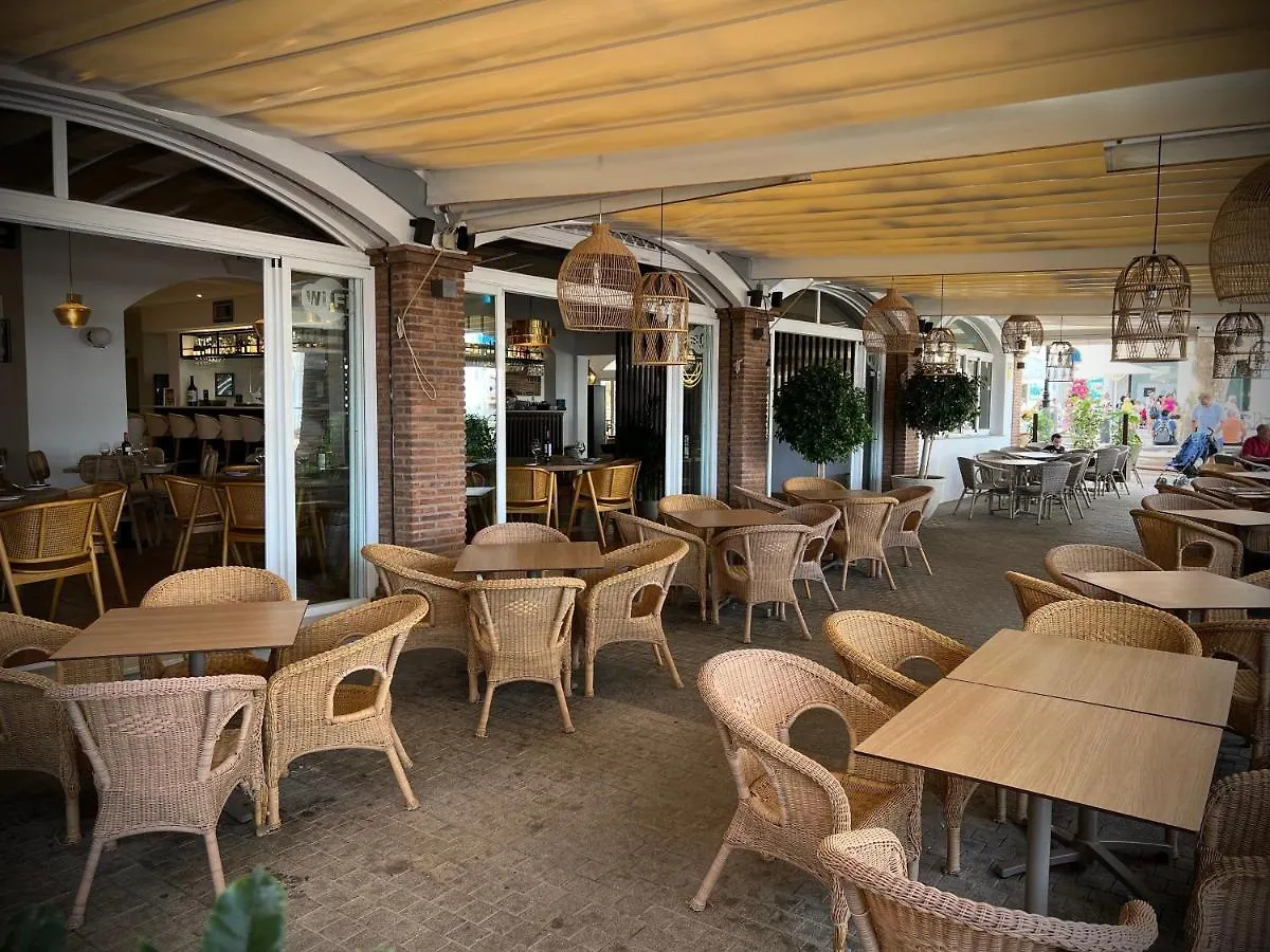 Konukevi Hostal Marissal By Dorobe Nerja
