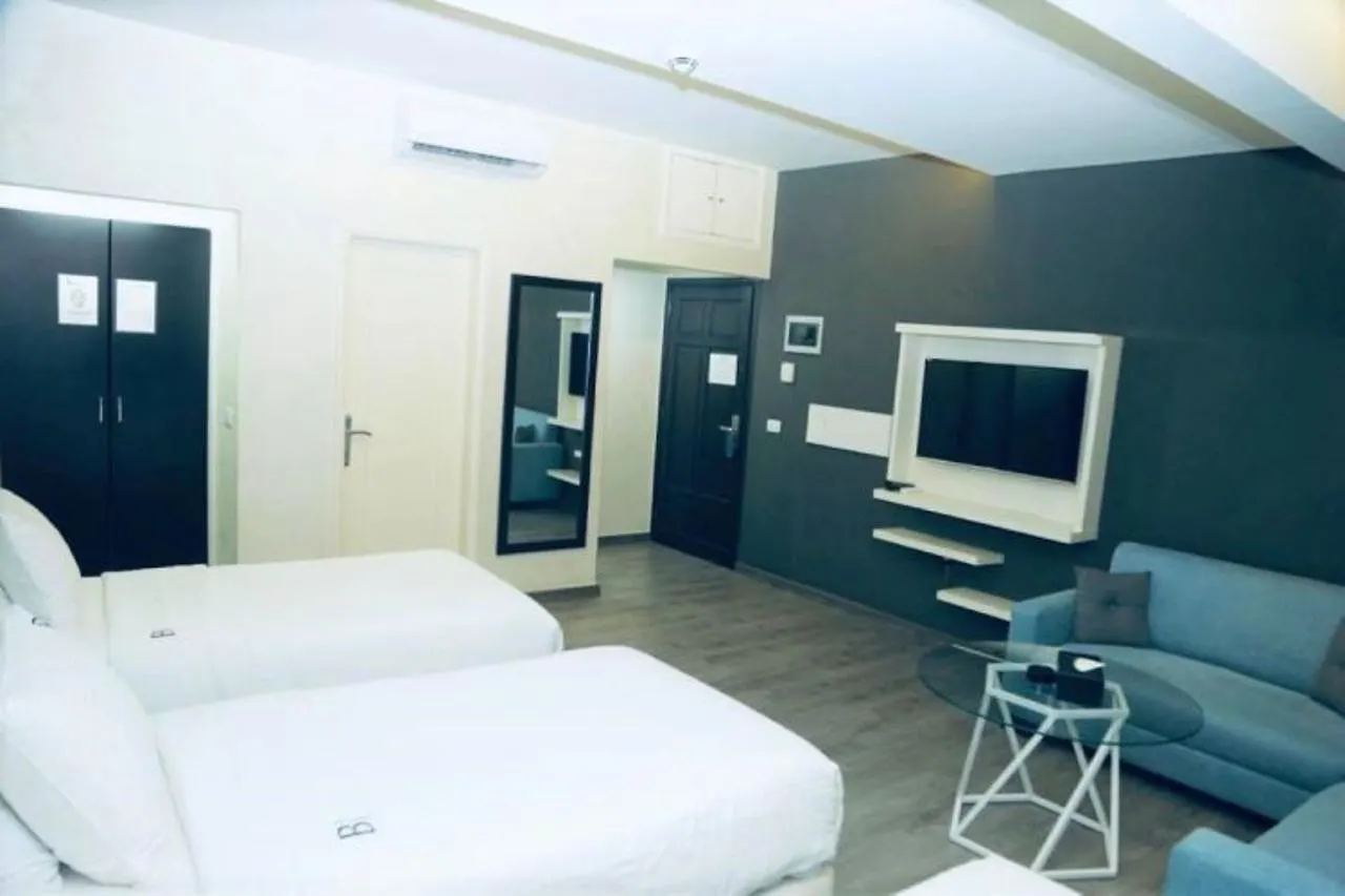 Konukevi Hostal Marissal By Dorobe Nerja