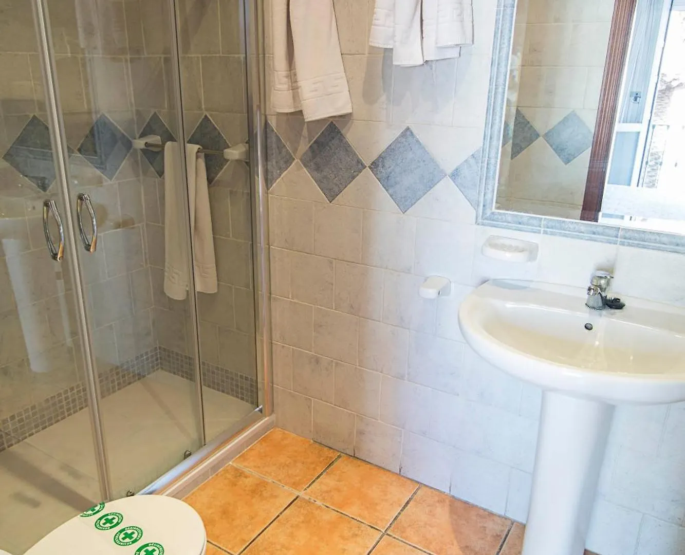 Hostal Marissal By Dorobe Nerja İspanya