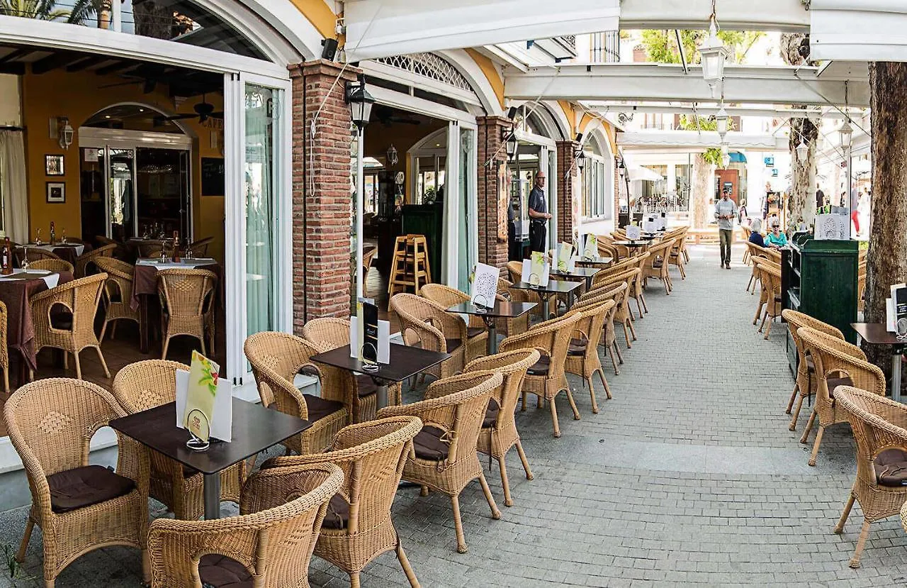 Hostal Marissal By Dorobe Nerja Pensionat