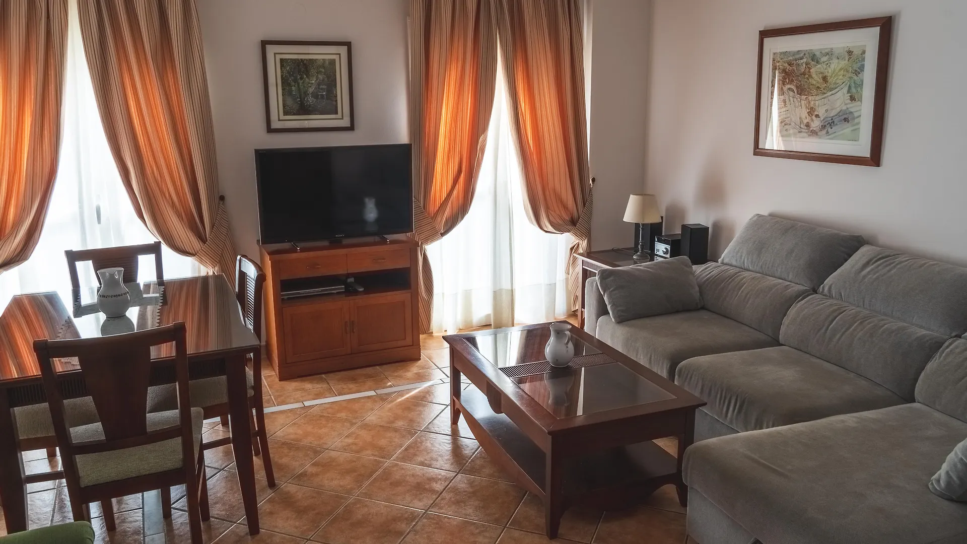 Hostal Marissal By Dorobe Nerja Spanien