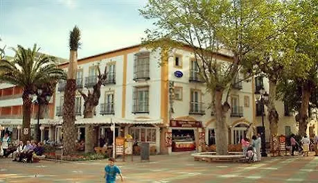Hostal Marissal By Dorobe Nerja