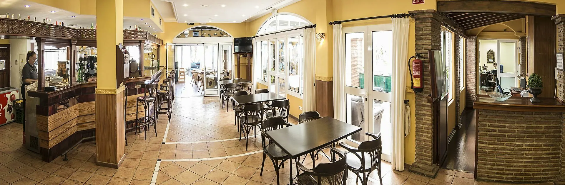 Hostal Marissal By Dorobe Nerja Spanien